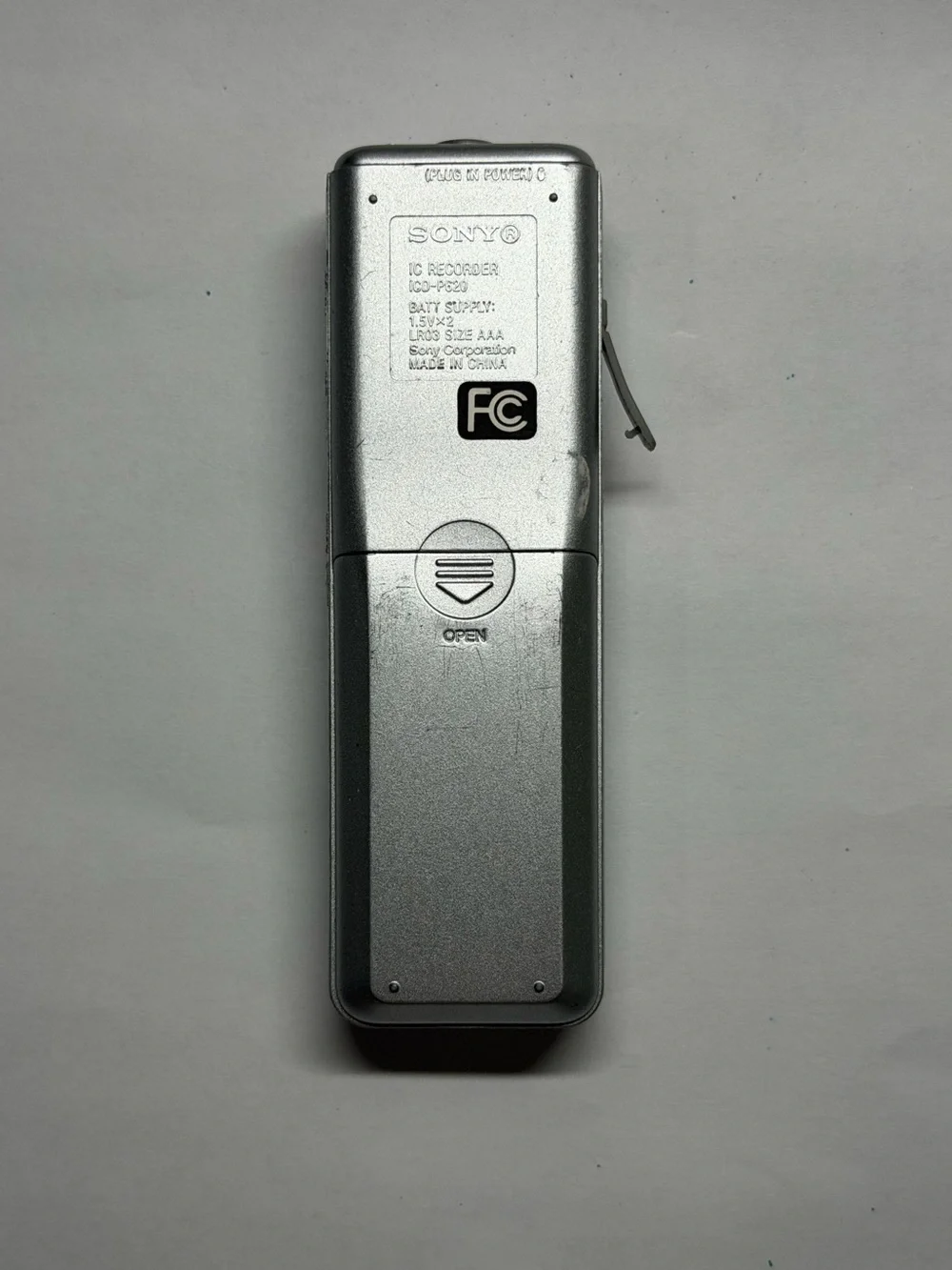 Sony ICD-P620 Digital Voice Recorder Dictaphone Handheld 512MB